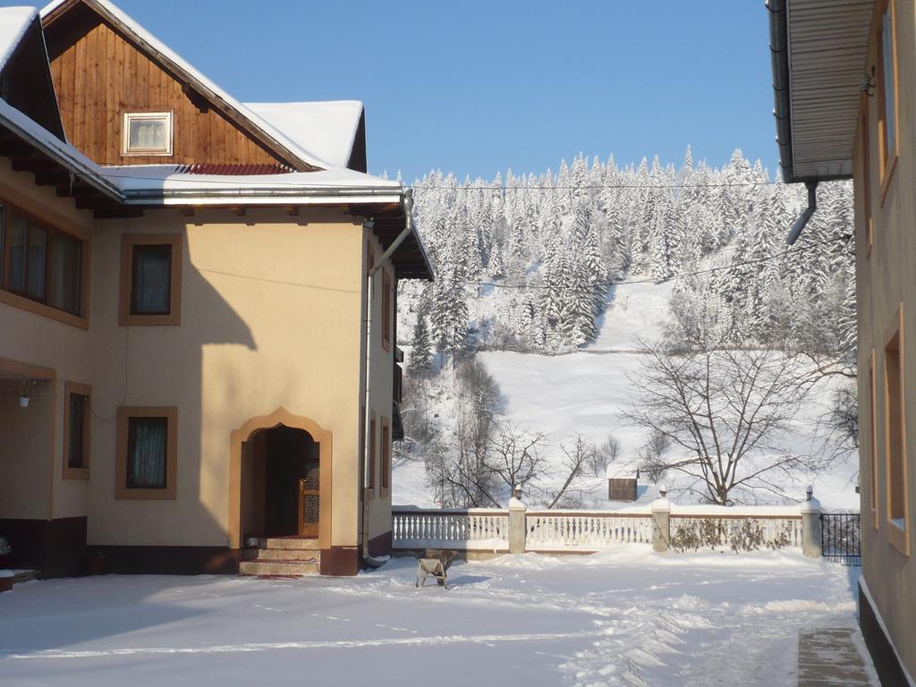 Casa Irinuca Hotel Садова Екстериор снимка